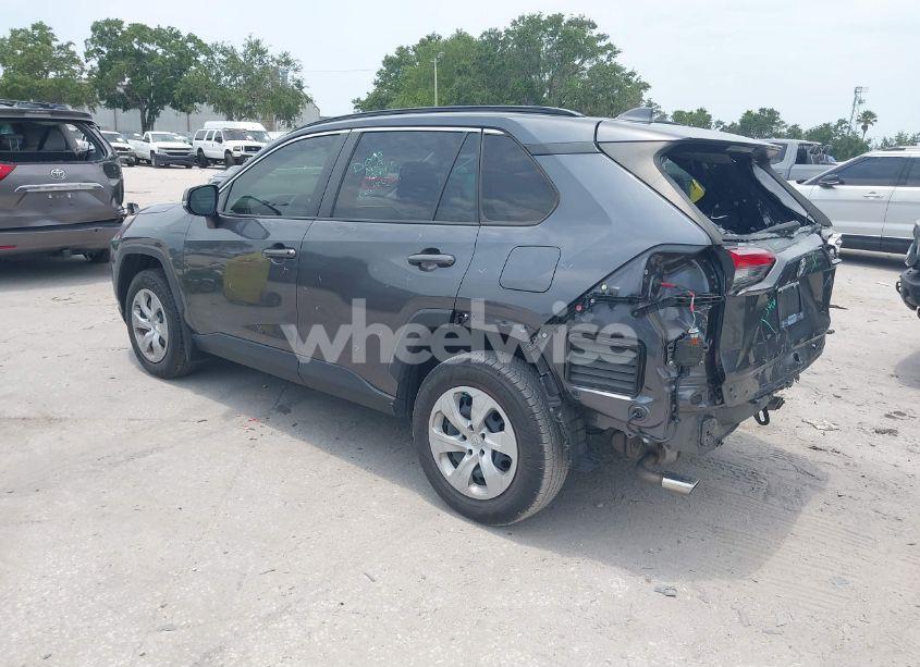 Photo 3 of 2019 Toyota Rav4 LE (VIN JTMK1RFV5KD006076)