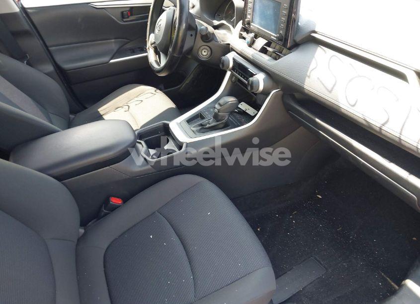 Photo 5 of 2021 Toyota Rav4 LE (VIN JTMK1RFV5MD522795)