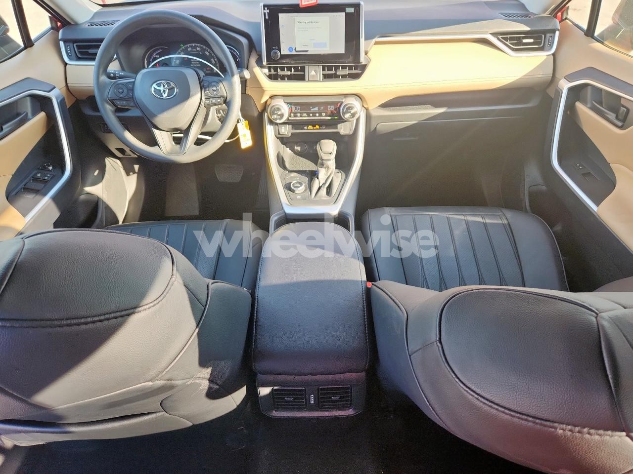 Photo 8 of 2025 TOYOTA RAV4 LE (VIN JTMLWRFV5SD308392)