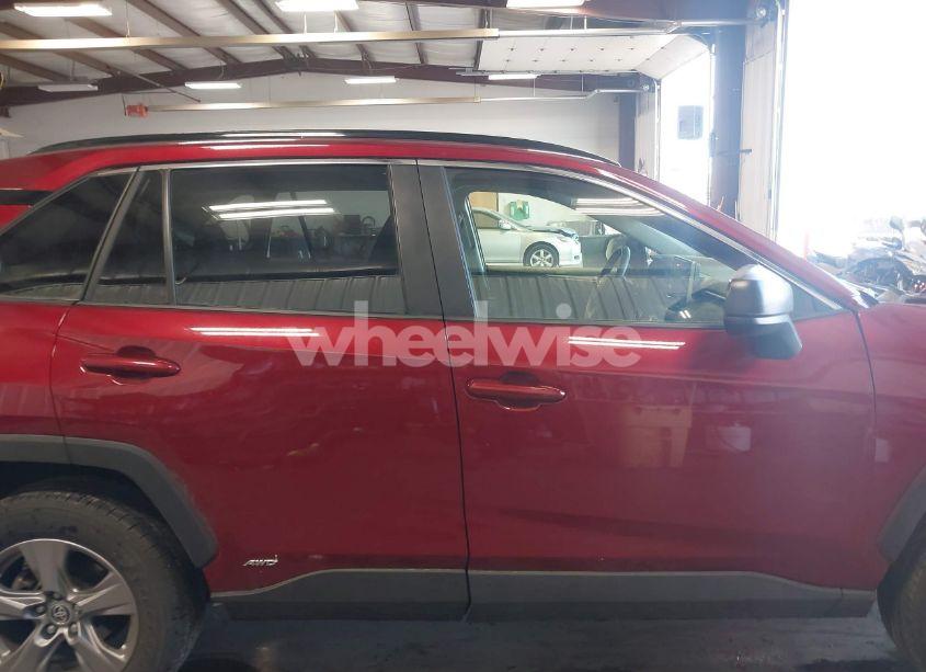 Photo 14 of 2024 Toyota Rav4 HYBRID LE (VIN JTMLWRFV6RD211874)