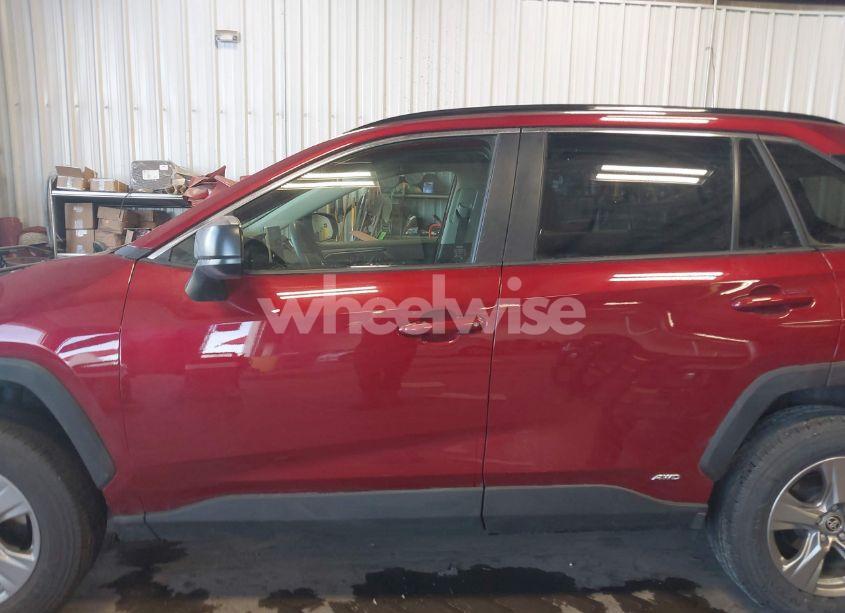 Photo 15 of 2024 Toyota Rav4 HYBRID LE (VIN JTMLWRFV6RD211874)