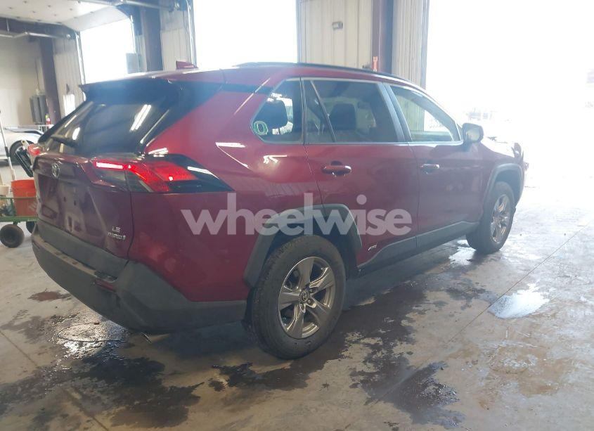 Photo 4 of 2024 Toyota Rav4 HYBRID LE (VIN JTMLWRFV6RD211874)