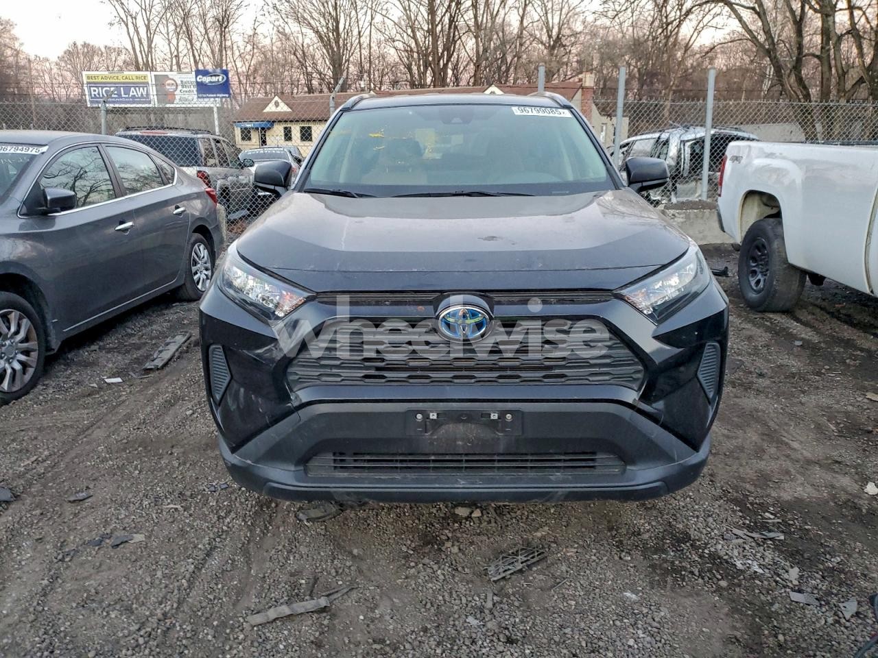 Photo 5 of 2021 TOYOTA RAV4 LE (VIN JTMLWRFV7MD134666)