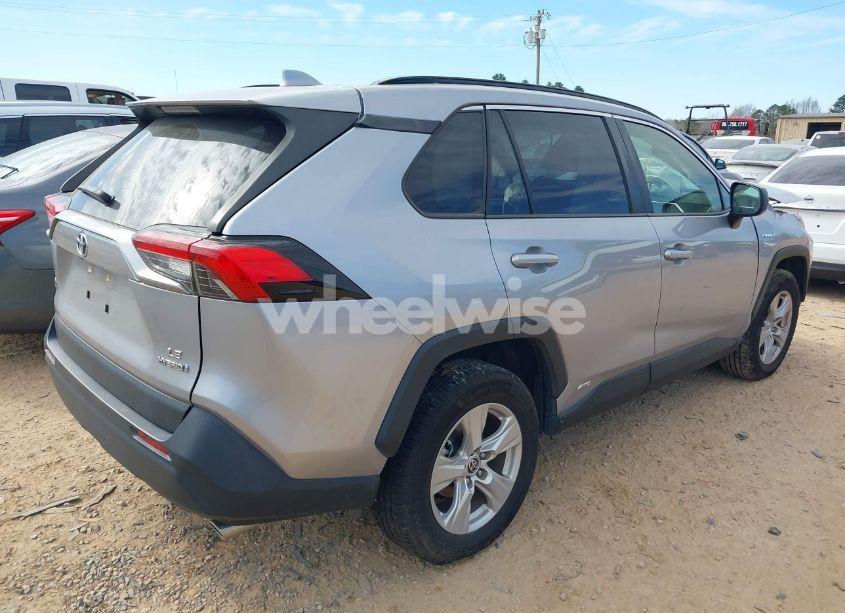 Photo 4 of 2021 Toyota Rav4 HYBRID LE (VIN JTMLWRFV8MD129136)