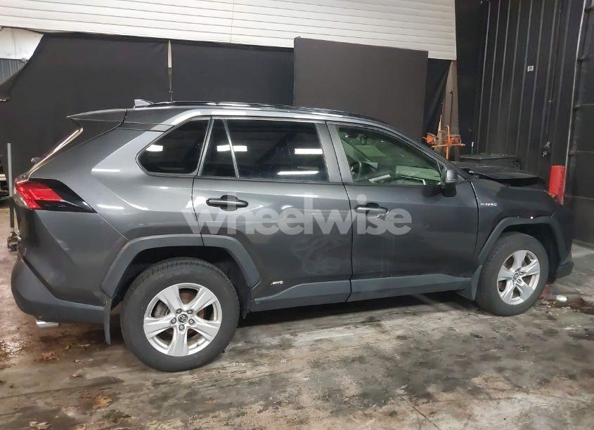 Photo 13 of 2019 Toyota Rav4 HYBRID LE (VIN JTMMWRFV1KD026481)