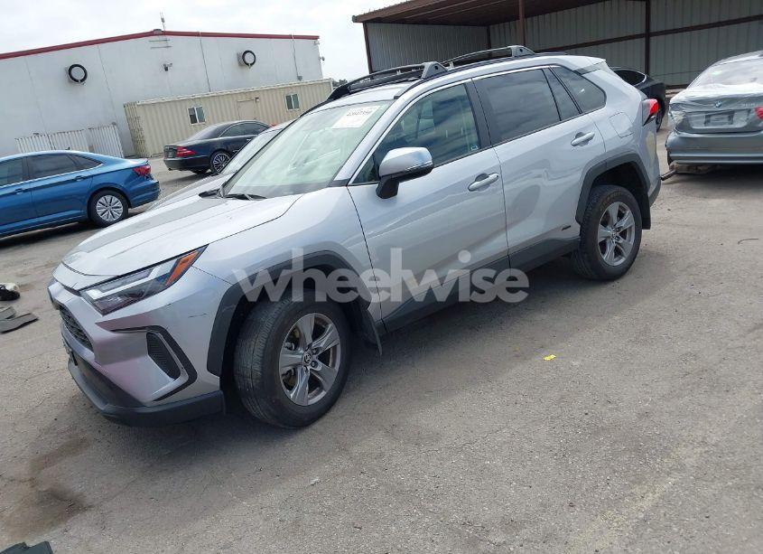 Photo 2 of 2024 Toyota Rav4 HYBRID LE (VIN JTMMWRFV1RD230191)