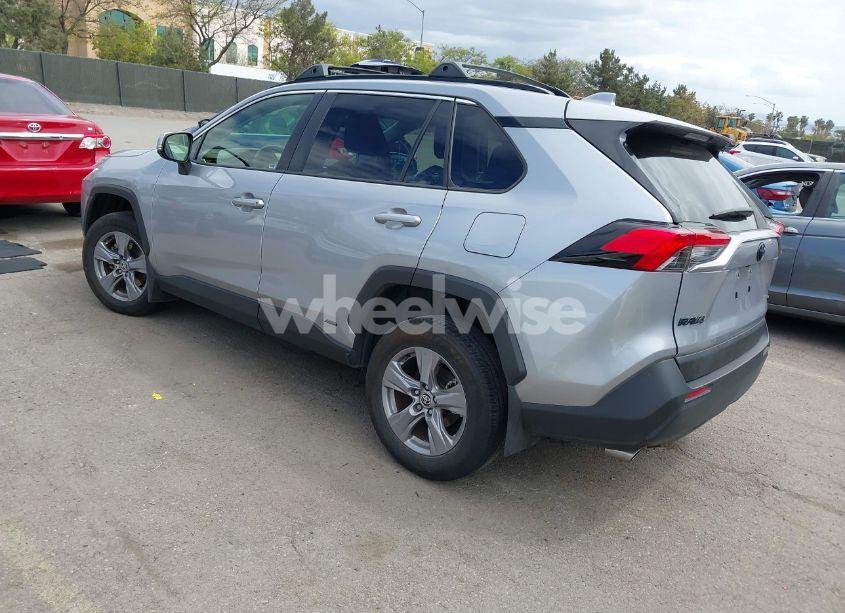 Photo 3 of 2024 Toyota Rav4 HYBRID LE (VIN JTMMWRFV1RD230191)