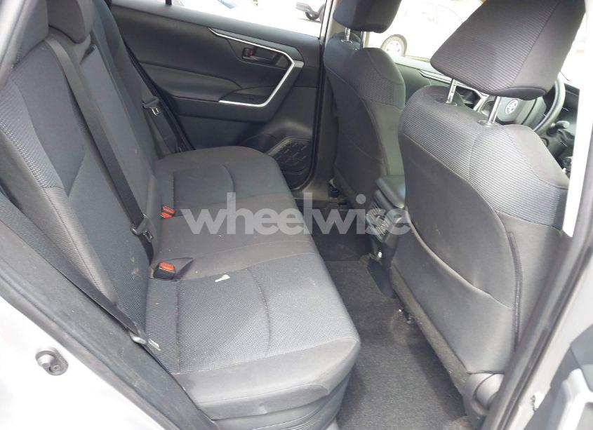 Photo 8 of 2024 Toyota Rav4 HYBRID LE (VIN JTMMWRFV1RD230191)