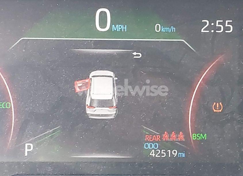 Photo 15 of 2019 Toyota Rav4 LIMITED (VIN JTMN1RFV3KD521977)