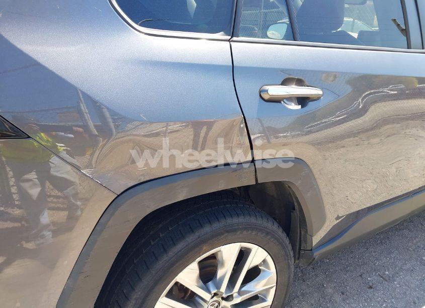 Photo 17 of 2019 Toyota Rav4 LIMITED (VIN JTMN1RFV3KD521977)