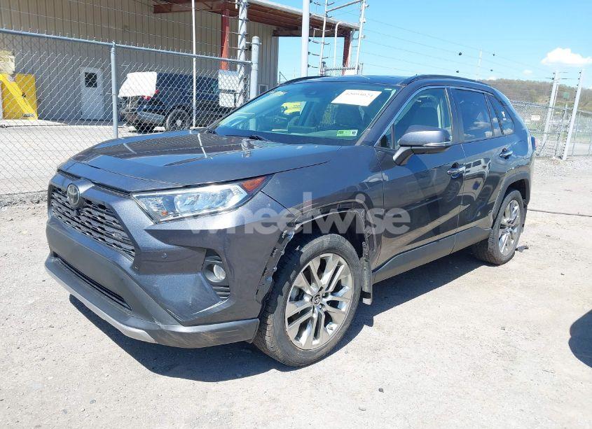 Photo 2 of 2019 Toyota Rav4 LIMITED (VIN JTMN1RFV3KD521977)