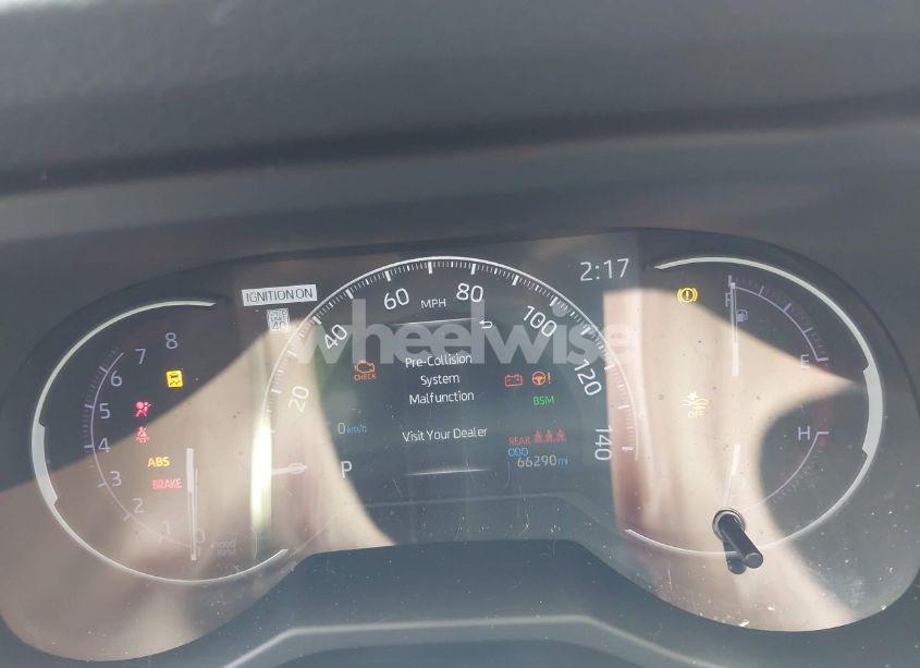 Photo 15 of 2021 Toyota Rav4 LIMITED (VIN JTMN1RFV3MD075851)