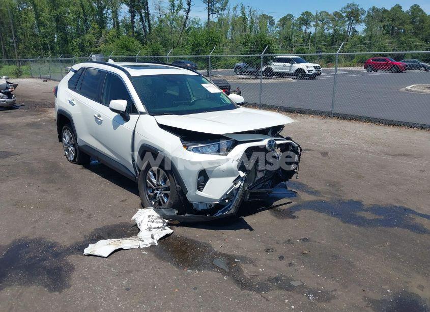 2021 Toyota Rav4 LIMITED (VIN JTMN1RFV7MD079305) main photo