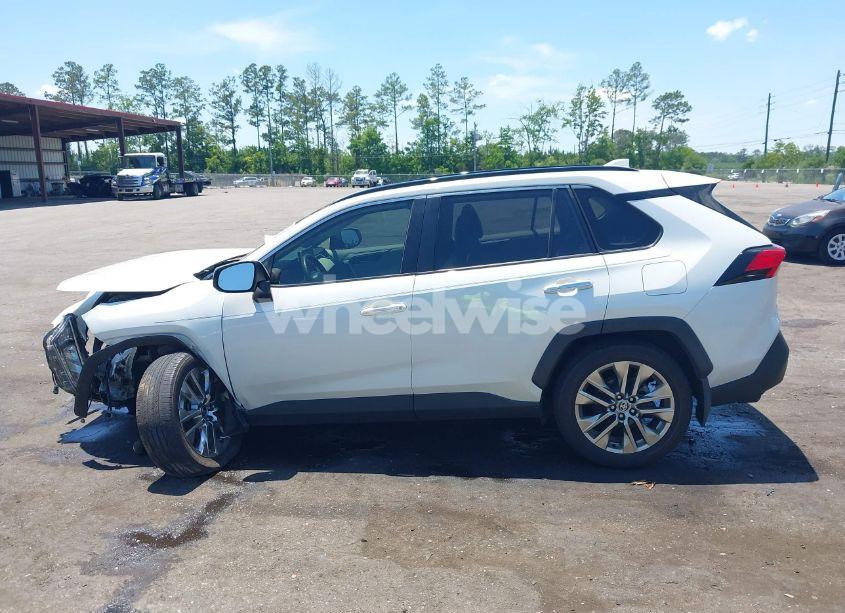 Photo 14 of 2021 Toyota Rav4 LIMITED (VIN JTMN1RFV7MD079305)