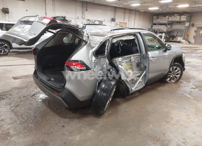 Photo 4 of 2020 Toyota Rav4 LIMITED (VIN JTMN1RFV9LD062892)