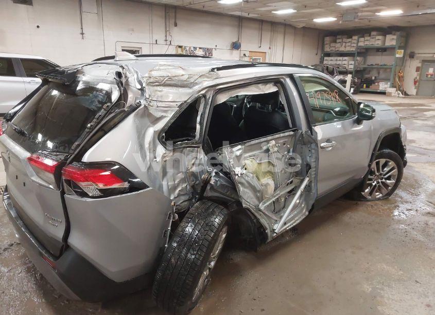 Photo 6 of 2020 Toyota Rav4 LIMITED (VIN JTMN1RFV9LD062892)