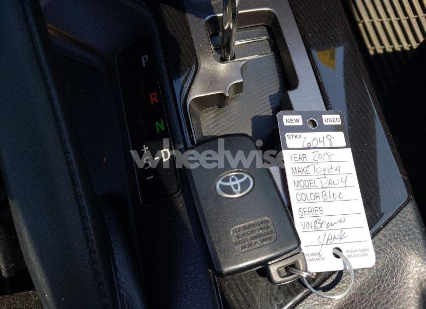 Photo 11 of 2018 Toyota Rav4 SE (VIN JTMNFREV3JJ182947)