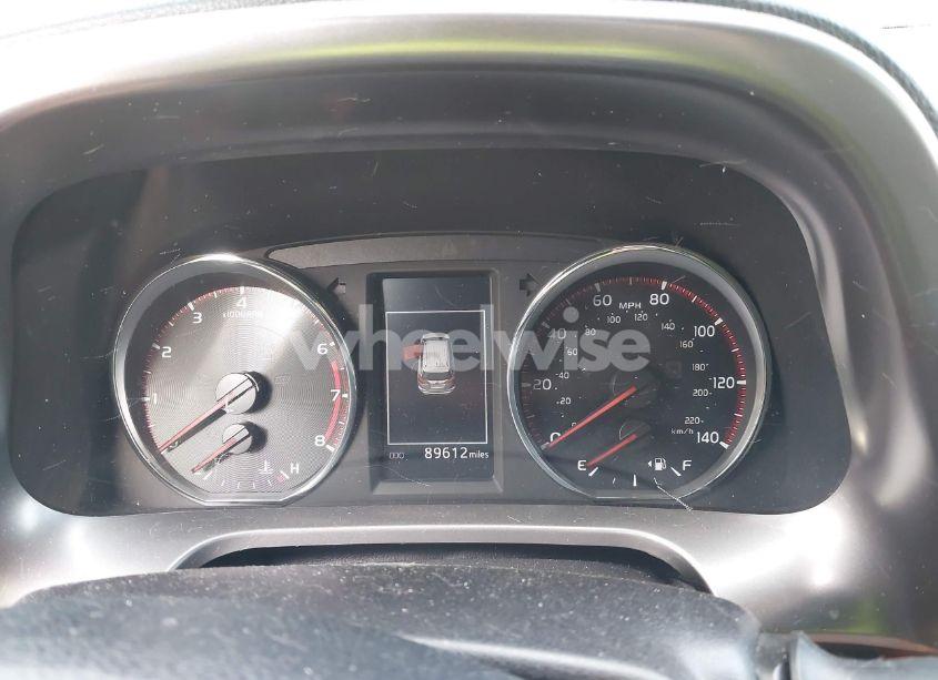 Photo 7 of 2016 Toyota Rav4 SE (VIN JTMNFREVXGJ078772)