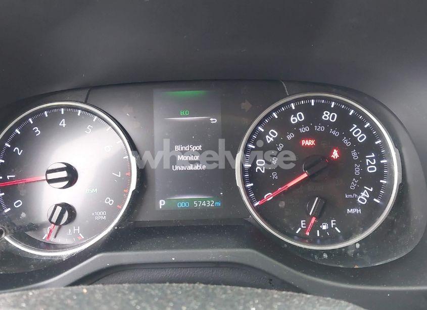 Photo 15 of 2020 Toyota Rav4 XLE (VIN JTMP1RFV0LD529822)