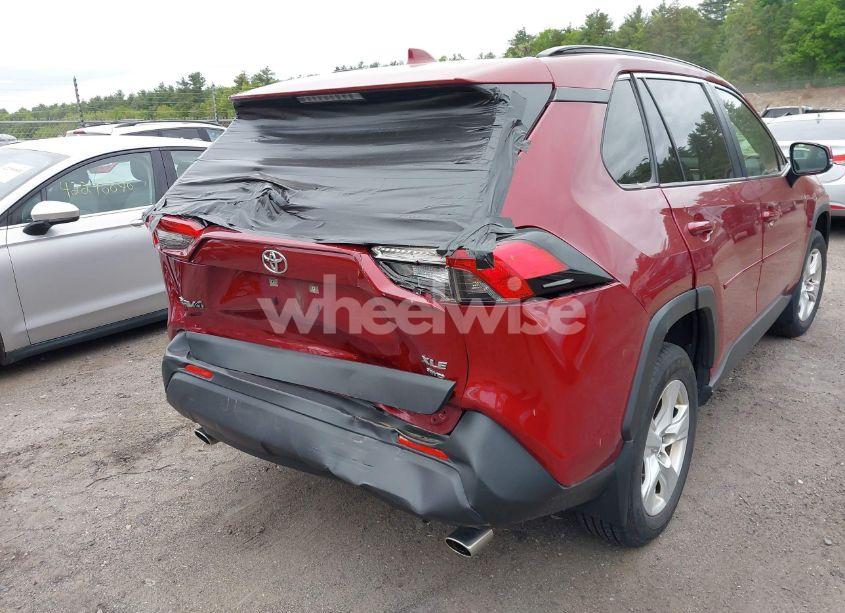 Photo 16 of 2020 Toyota Rav4 XLE (VIN JTMP1RFV0LD529822)