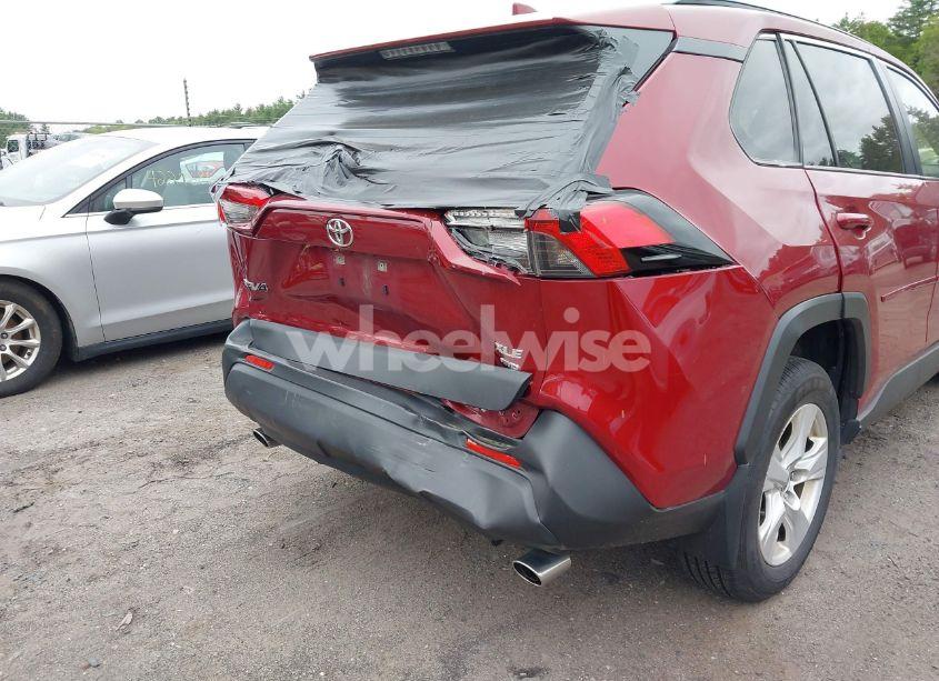 Photo 6 of 2020 Toyota Rav4 XLE (VIN JTMP1RFV0LD529822)