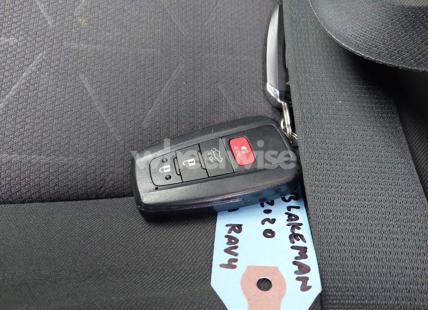 Photo 11 of 2020 Toyota Rav4 XLE (VIN JTMP1RFV2LD529515)