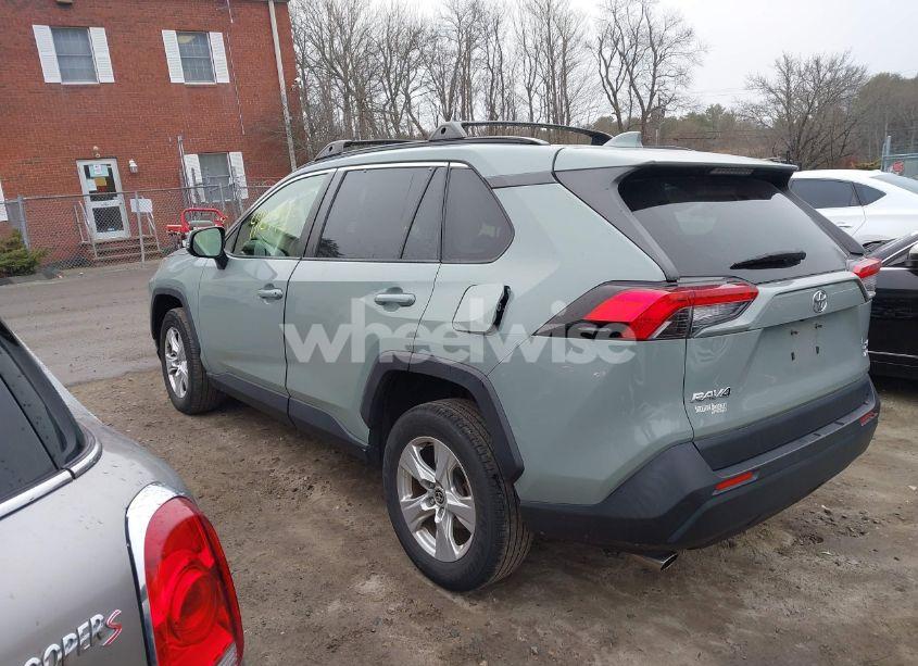 Photo 14 of 2020 Toyota Rav4 XLE (VIN JTMP1RFV2LD529515)