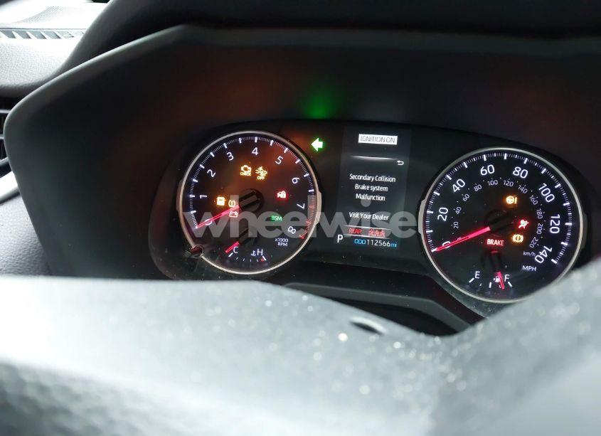 Photo 7 of 2019 Toyota Rav4 XLE (VIN JTMP1RFV7KD516029)