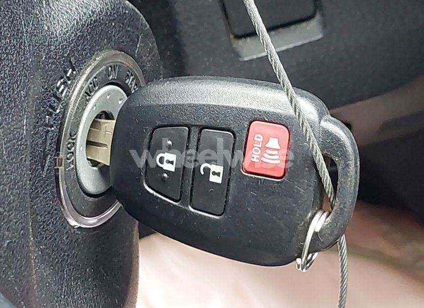 Photo 11 of 2015 Toyota Rav4 XLE (VIN JTMRFREV0FD125158)