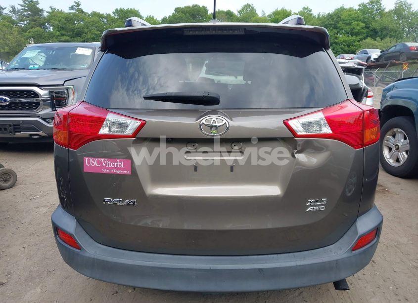 Photo 16 of 2015 Toyota Rav4 XLE (VIN JTMRFREV0FD125158)