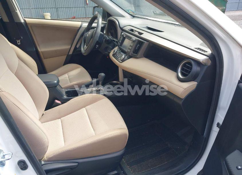 Photo 5 of 2013 Toyota Rav4 XLE (VIN JTMRFREV1DD043601)