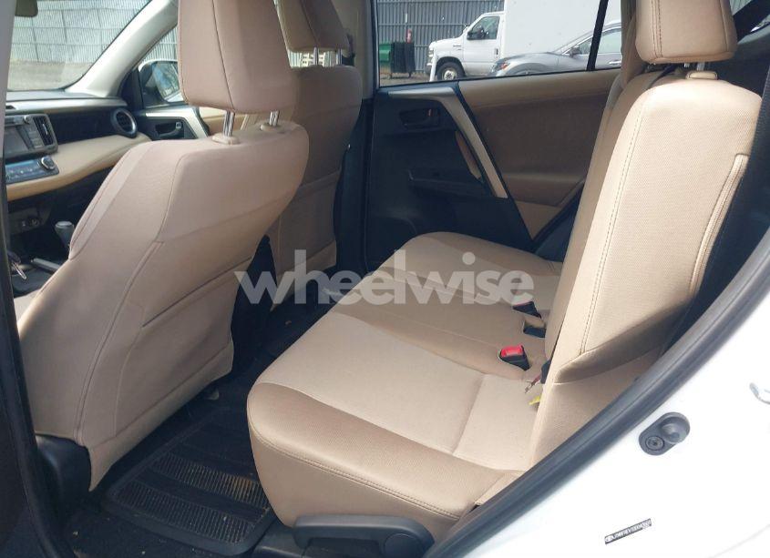 Photo 8 of 2013 Toyota Rav4 XLE (VIN JTMRFREV1DD043601)