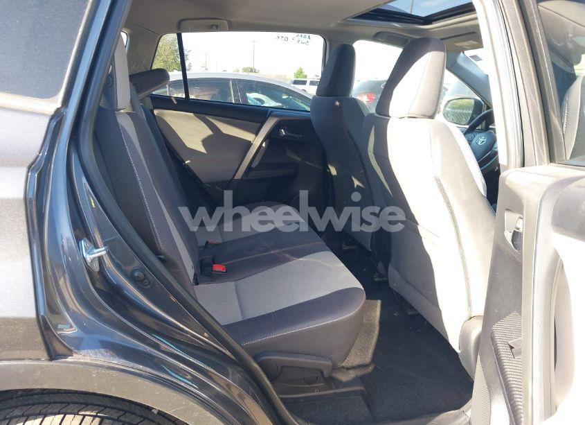 Photo 8 of 2015 Toyota Rav4 XLE (VIN JTMRFREV1FD151848)