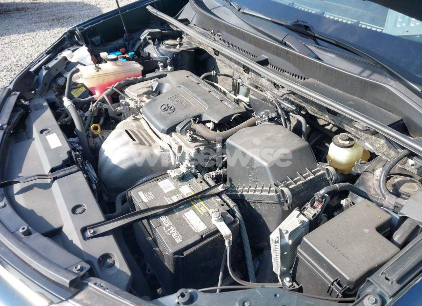 Photo 10 of 2018 Toyota Rav4 XLE (VIN JTMRFREV1JJ180499)