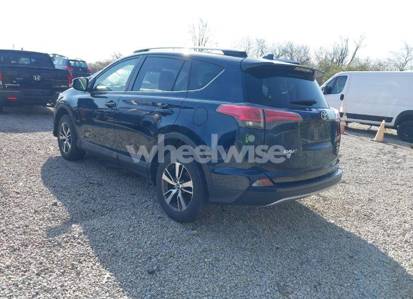 Photo 3 of 2018 Toyota Rav4 XLE (VIN JTMRFREV1JJ180499)