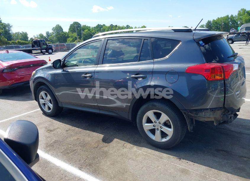 Photo 14 of 2013 Toyota Rav4 XLE (VIN JTMRFREV2DD023292)