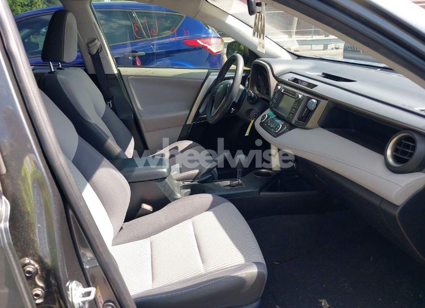 Photo 5 of 2013 Toyota Rav4 XLE (VIN JTMRFREV2DD023292)