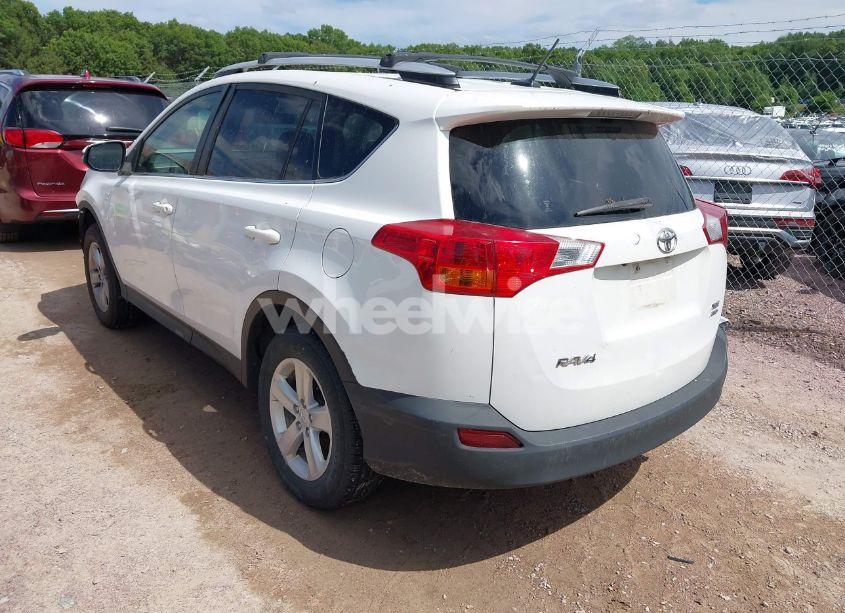 Photo 3 of 2014 Toyota Rav4 XLE (VIN JTMRFREV2ED065303)