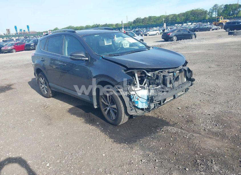 2018 Toyota Rav4 ADVENTURE/XLE (VIN JTMRFREV2JJ221495) main photo