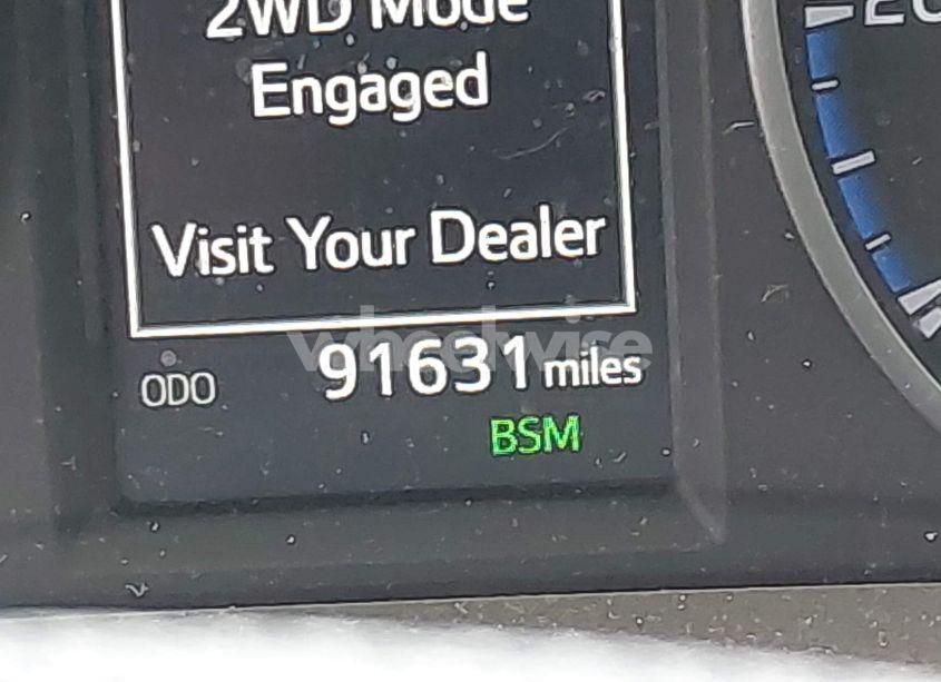 Photo 15 of 2018 Toyota Rav4 XLE (VIN JTMRFREV2JJ250642)