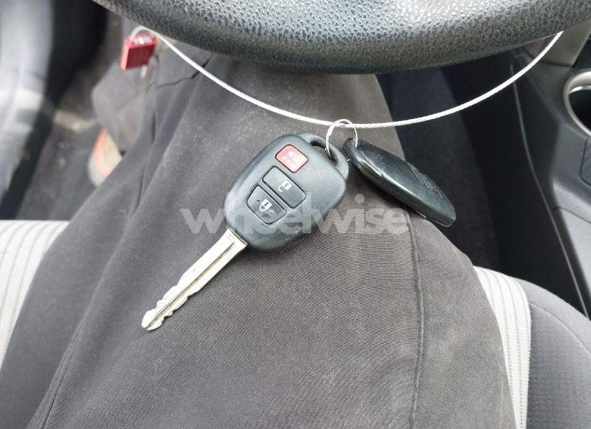 Photo 11 of 2013 Toyota Rav4 XLE (VIN JTMRFREV3DD024208)