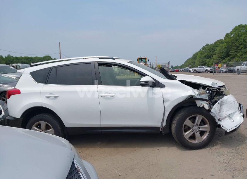 Photo 13 of 2013 Toyota Rav4 XLE (VIN JTMRFREV3DD024208)