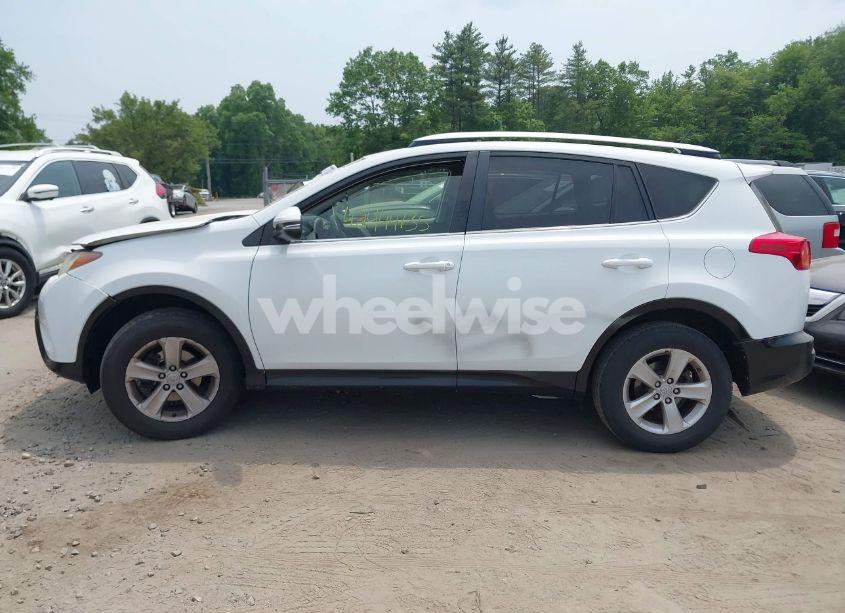 Photo 14 of 2013 Toyota Rav4 XLE (VIN JTMRFREV3DD024208)