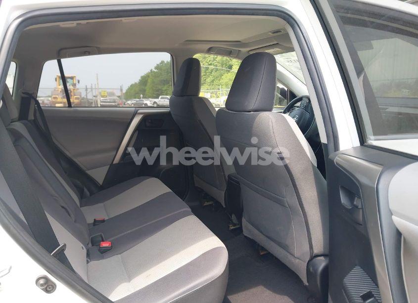 Photo 8 of 2013 Toyota Rav4 XLE (VIN JTMRFREV3DD024208)