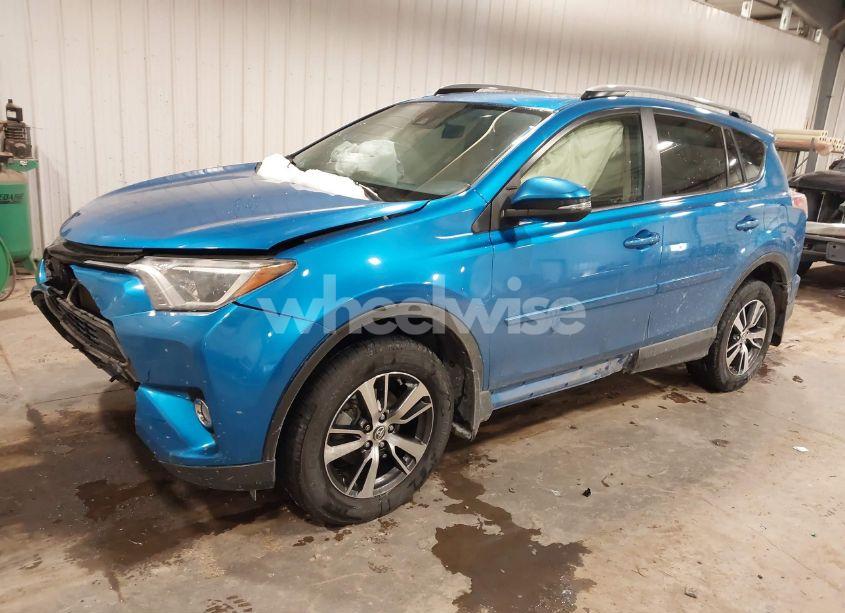 Photo 2 of 2018 Toyota Rav4 ADVENTURE/XLE (VIN JTMRFREV3JJ223773)