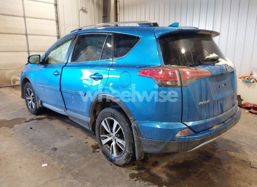 Photo 3 of 2018 Toyota Rav4 ADVENTURE/XLE (VIN JTMRFREV3JJ223773)