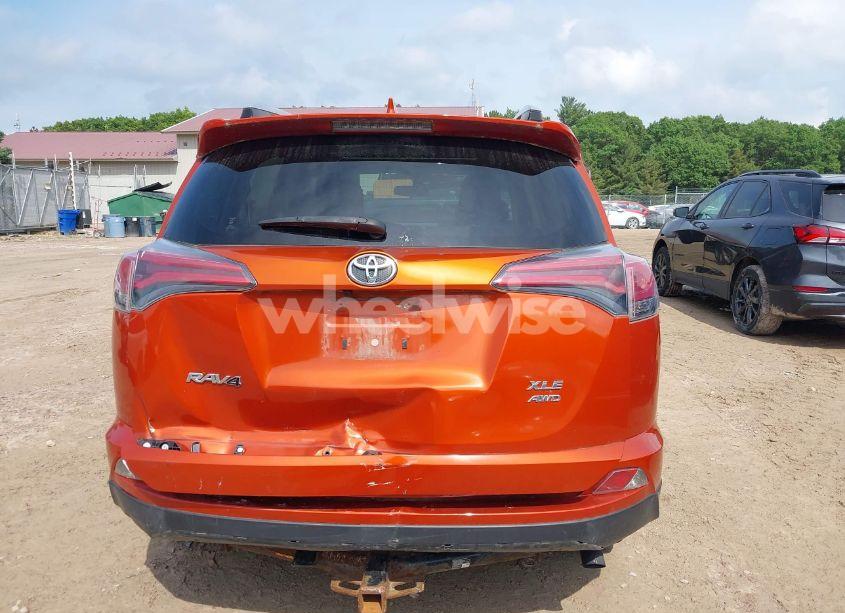 Photo 16 of 2016 Toyota Rav4 XLE (VIN JTMRFREV4GJ099859)