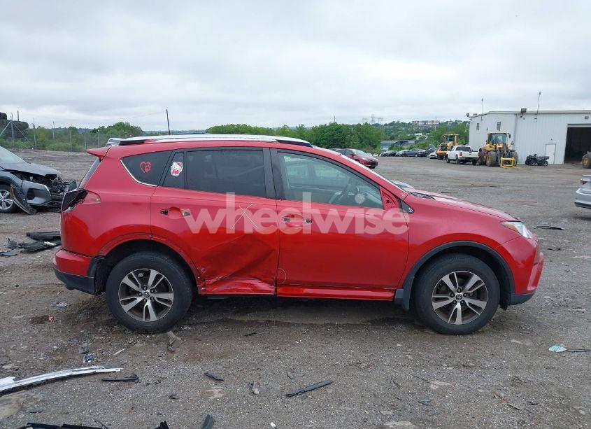Photo 14 of 2016 Toyota Rav4 XLE (VIN JTMRFREV5GJ078759)