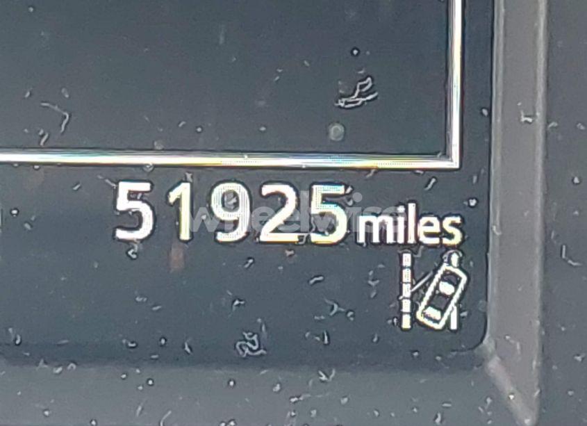 Photo 15 of 2018 Toyota Rav4 ADVENTURE/XLE (VIN JTMRFREV5JD228388)