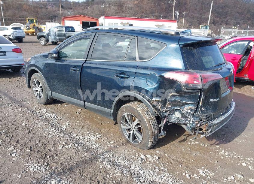 Photo 3 of 2018 Toyota Rav4 ADVENTURE/XLE (VIN JTMRFREV5JD228388)